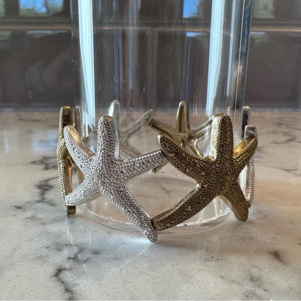 Brand new star fish bracelet